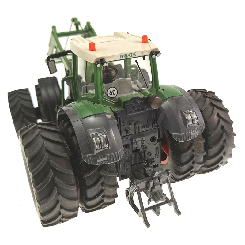 thumbnail image 2 of Genuine Siku Tractor Battery Holder – Perfect Fit For 1:32 Farmer Series 2 of 6